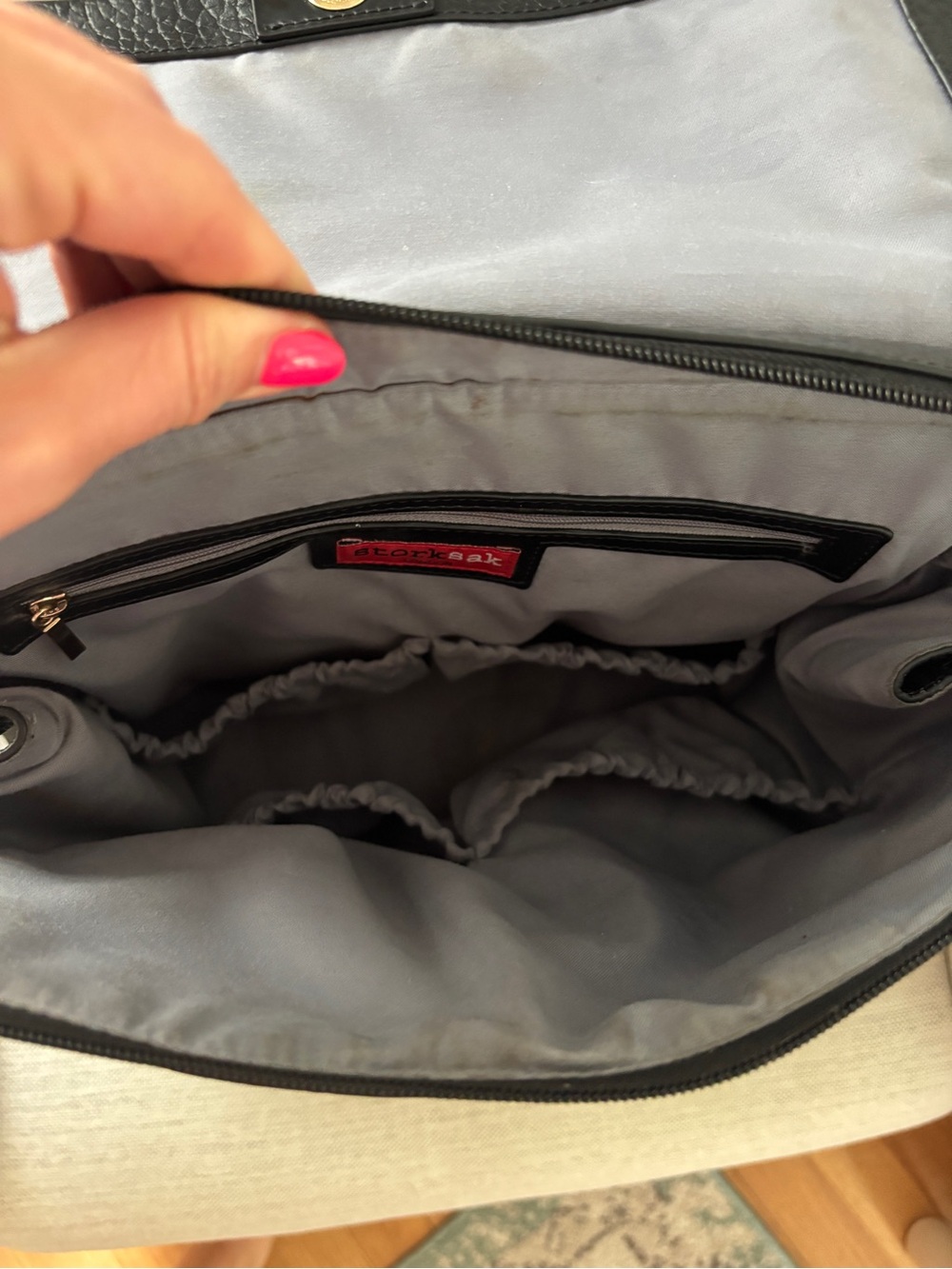 Storksak St. James Convertible Diaper Bag - Picture 4 of 7